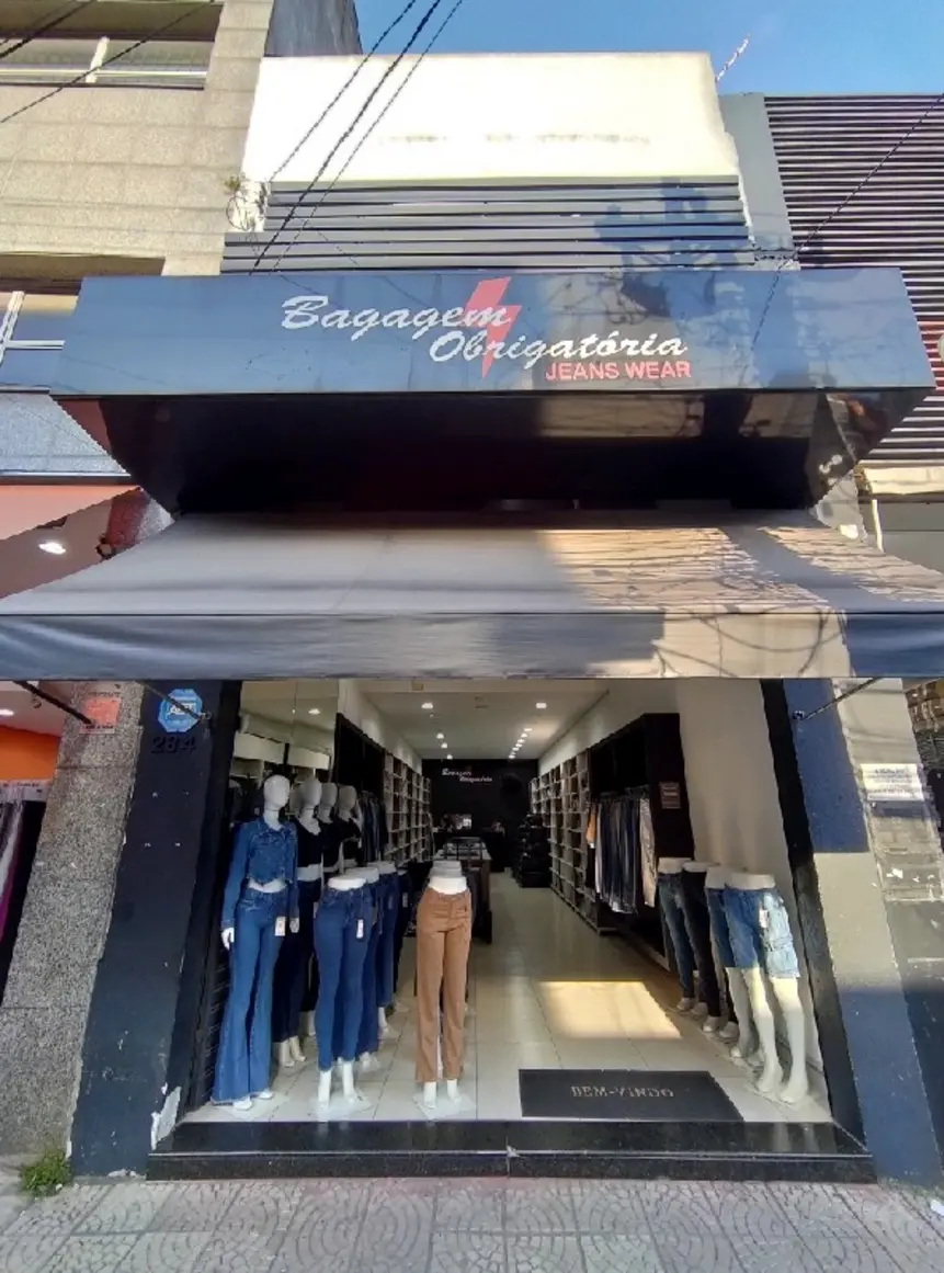 bagagem-obrigatoria-jeanswear-rua-maria-joaquina-284_fachada_150520251520.webp