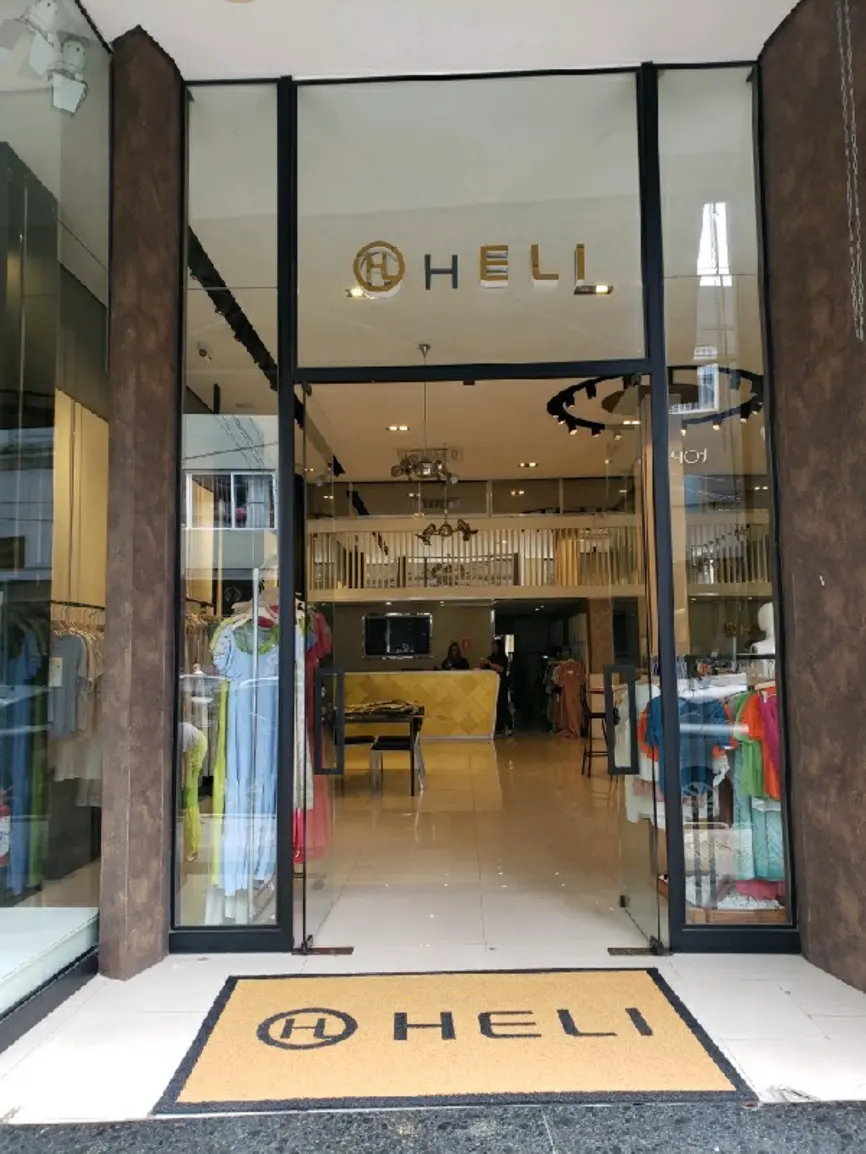 heli-fashion-rua-henrique-dias-298_fachada_090120251418.webp