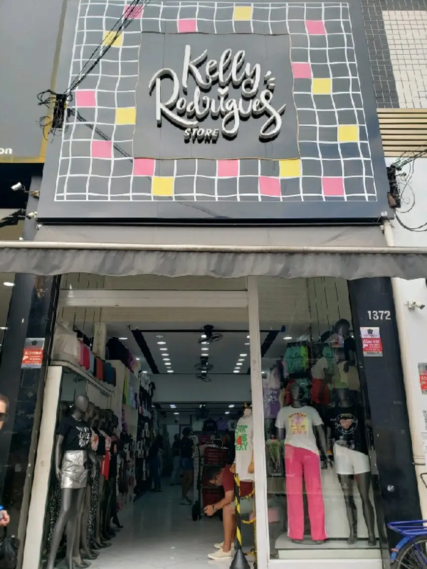 kelly-rodrigues-store-rua-joao-teodoro-1372_fachada_240120250957.webp