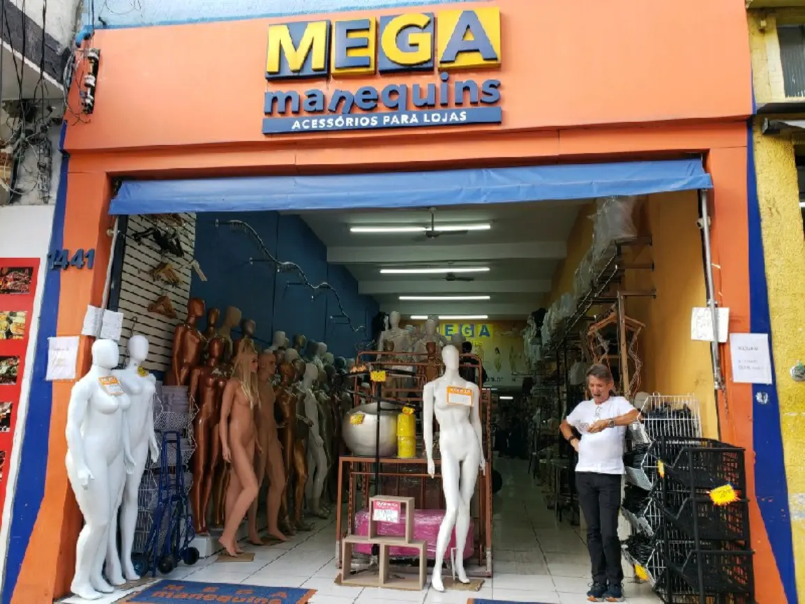 mega-manequins-rua-joao-teodoro-1441_fachada_220120251624.webp