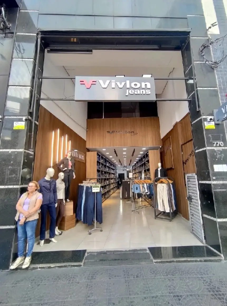 vivlon-jeans-rua-xavantes-770_fachada_070520251620.webp