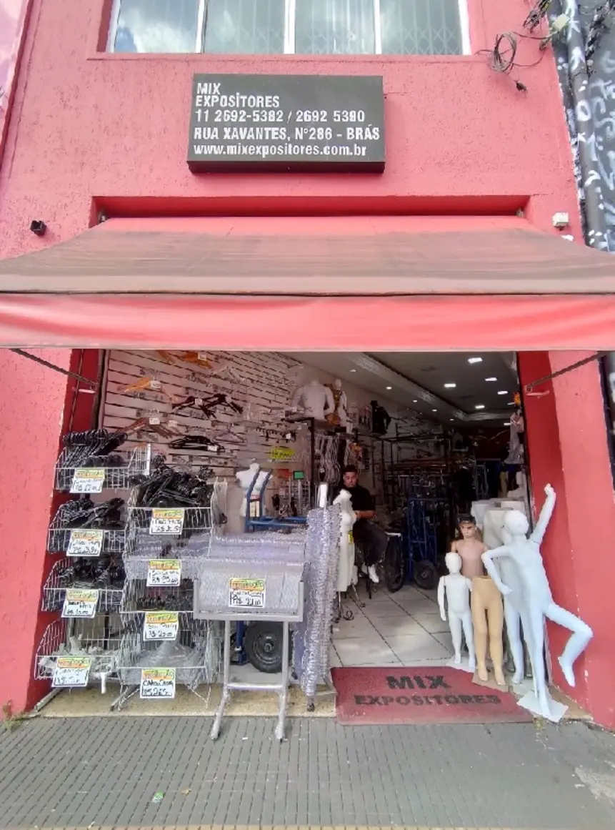 mix-expositores-rua-xavantes-286_fachada_060520251318.webp