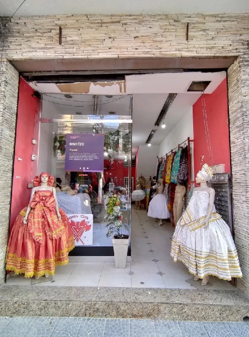 rosas-textil-rua-rubino-de-oliveira-334_fachada_020620251609.webp