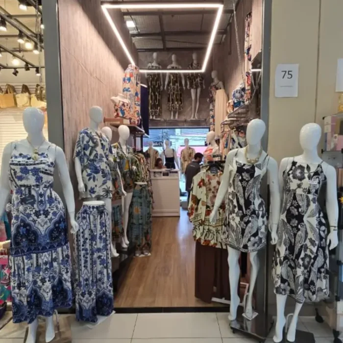 Bruna-20IzarchiRua-20Bar-C3-A3o-20De-20Lad-C3-A1rio566.Foto-20da-20Fachada-20API.182756-9.webp-9