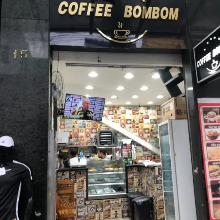 Coffe-20BombomRua-20Conselheiro-20Belis-C3-A1rio15.Foto-20da-20Fachada-20API.184400-4.webp-4