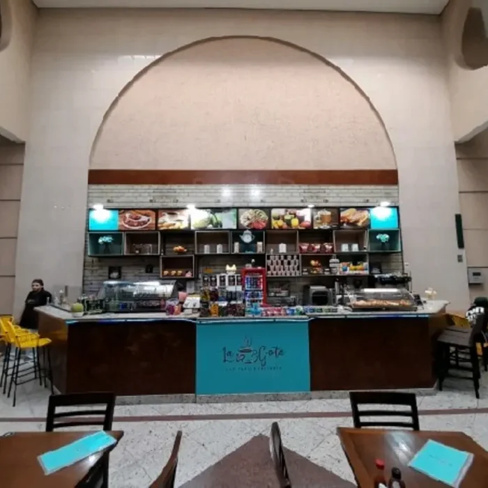 La-20Gota-20CafeteriaRua-20Miller561.Foto-20da-20Fachada-20API.163043-2.webp-2
