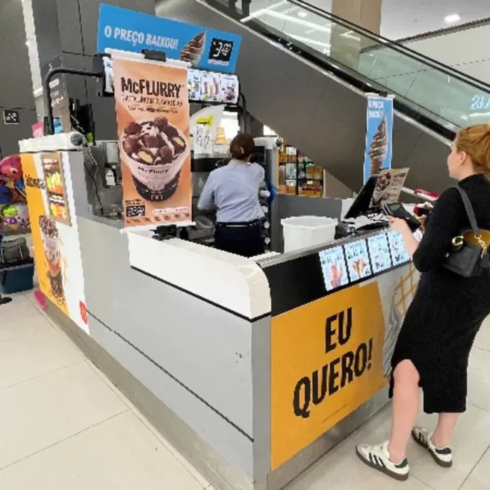 Mcdonalds-20-20SorvetesRua-20Bar-C3-A3o-20De-20Lad-C3-A1rio566.Foto-20da-20Fachada-20API.185421-2.webp-2