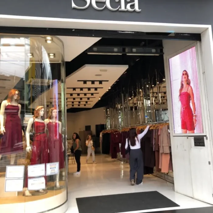 S-C3-A9ciaRua-20Miller159.Foto-20da-20Fachada-20API.145505-12.webp-12