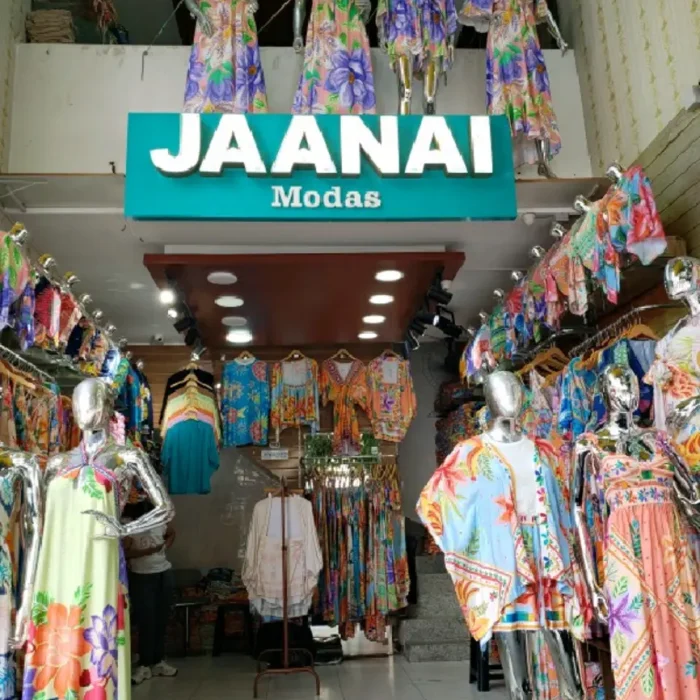 jaanai-modas-rua-vitor-hugo-398_fachada_280120251222.webp