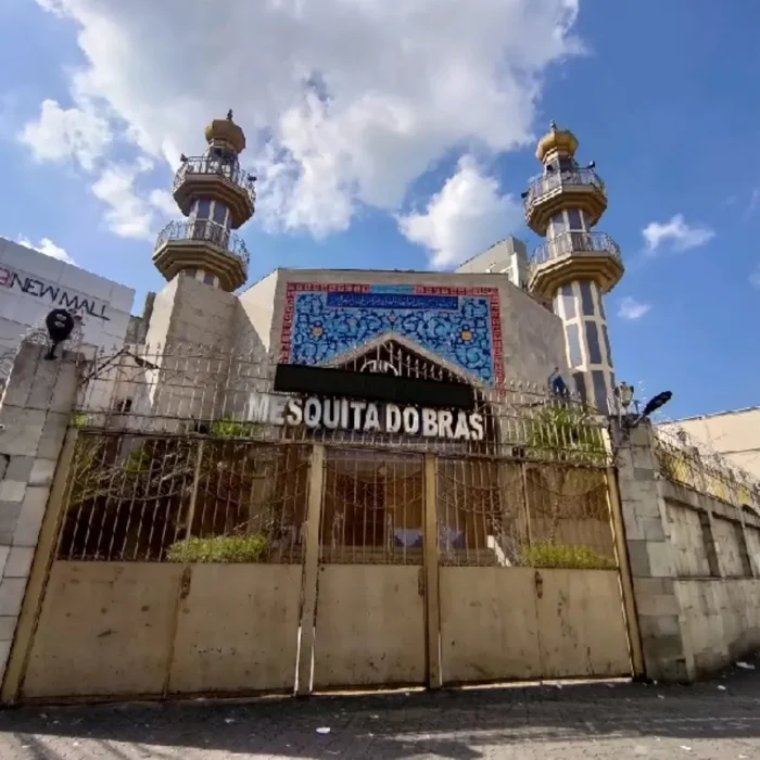 mesquita-do-bras-rua-eliza-whitacker-17_fachada_020520251357.webp