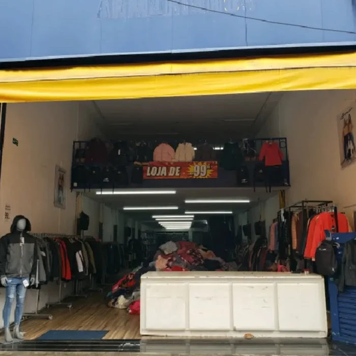 outlet-das-jaquetas-rua-maria-marcolina-134_fachada_030220251243.webp