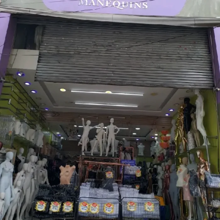 paraiso-dos-manequins-rua-tiers-20_fachada_120320251533.webp