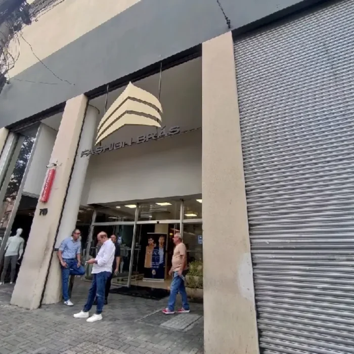 shopping-fashion-bras-rua-xavantes-719_fachada_070520251354.webp