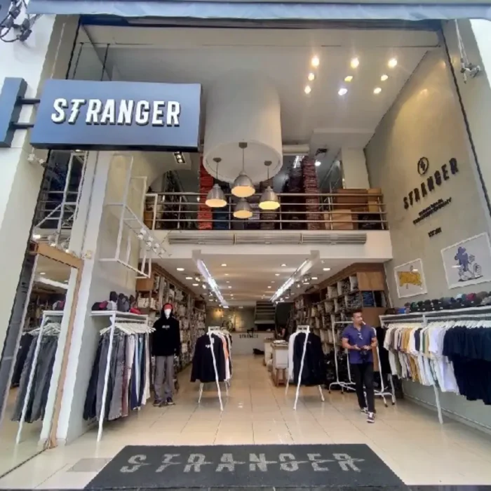 stranger-rua-xavantes-621_fachada_070520251432.webp