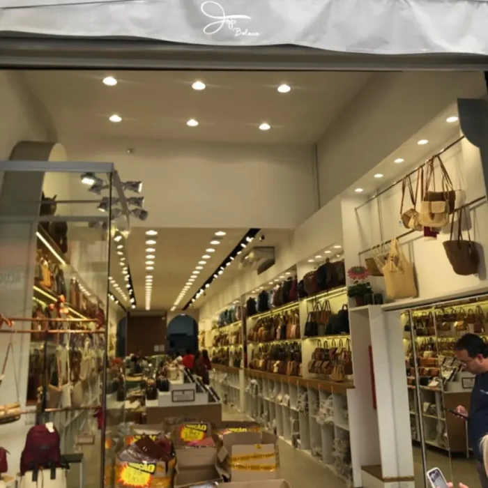 top-bolsas-rua-sao-caetano-986_fachada_111120251340.webp