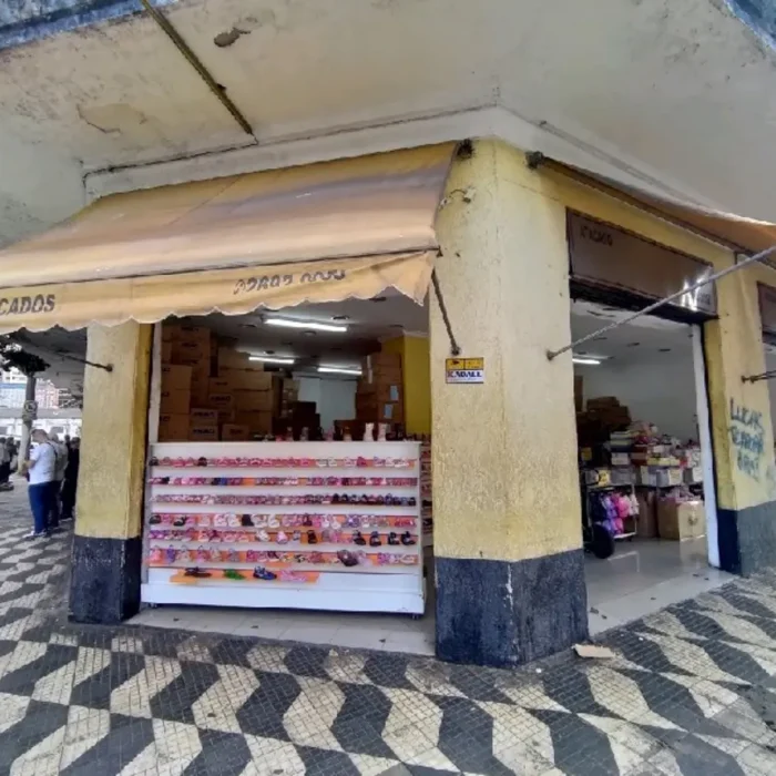 vitoria-calcados-rua-cavalheiro-103_fachada_130520251315.webp